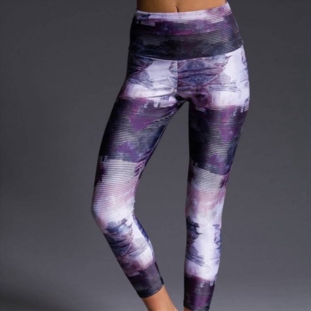 Onzie Flow High Rise Abstract Print Leggings - sz XS